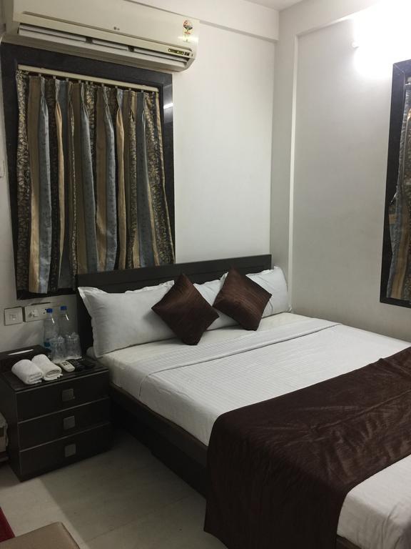 Belmont Puri Villa Bagian luar foto
