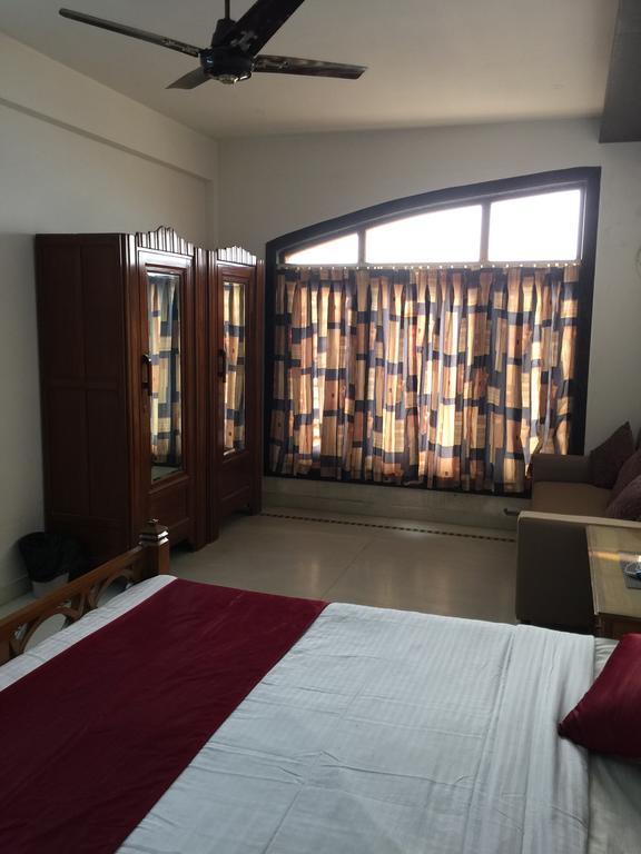 Belmont Puri Villa Bagian luar foto