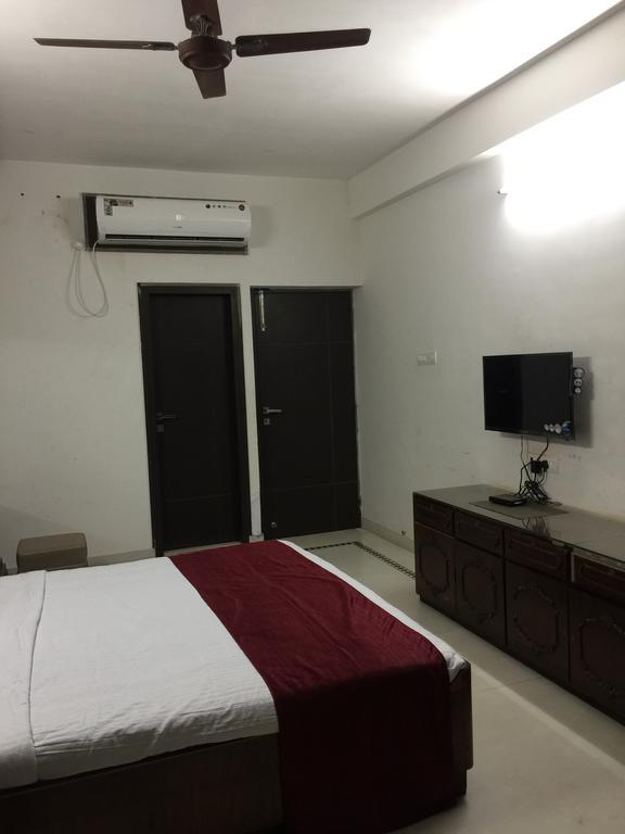 Belmont Puri Villa Bagian luar foto